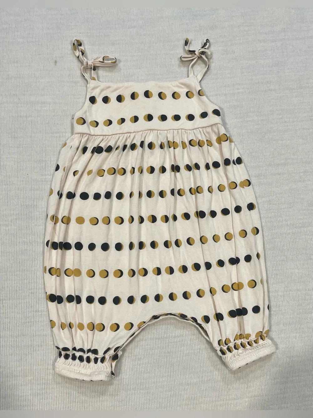 Kate Quinn Bamboo Moon Phase Tie Strap Bubble Jumpsuit Size 3-6M